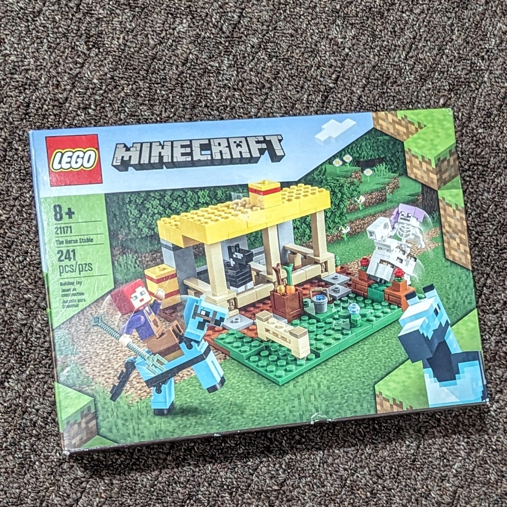 NEW SEALED RETIRED LEGO 21171 Minecraft The Horse Stable - Picture 1 of 2